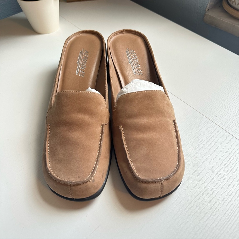 AEROSOLES Tan Loafers Slip-On Comfort Sz 7